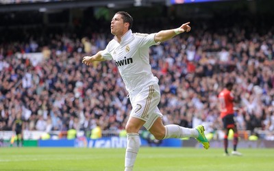 OK体育-加拉格尔赛后和切尔西教练拥抱