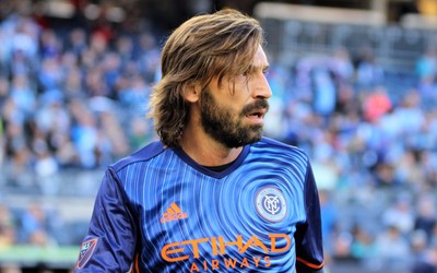 OK体育热议-范戴克后场出球大师